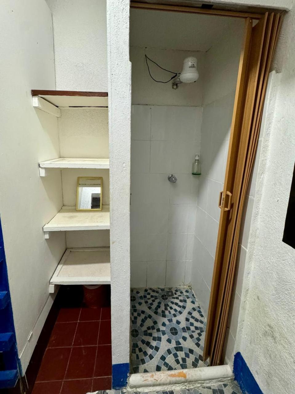 Kamazoztz Hostel And Travel Antigua ภายนอก รูปภาพ