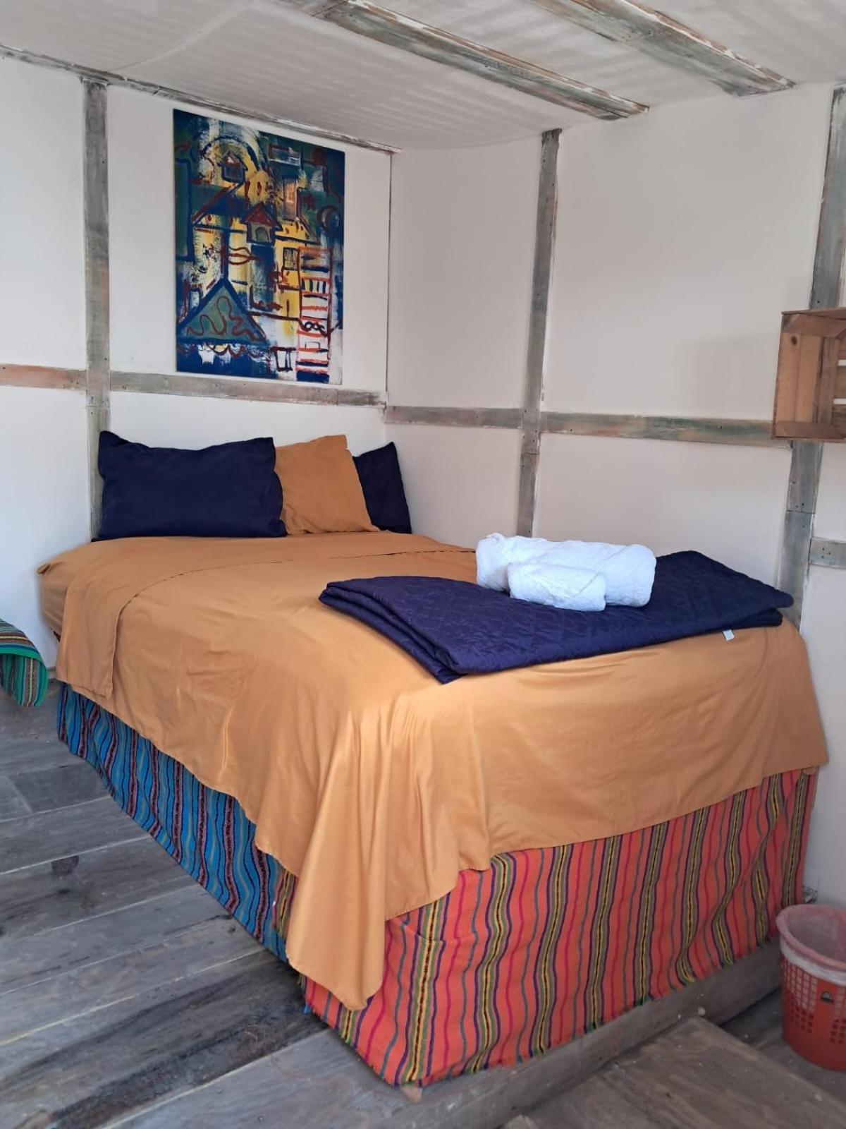 Kamazoztz Hostel And Travel Antigua ภายนอก รูปภาพ